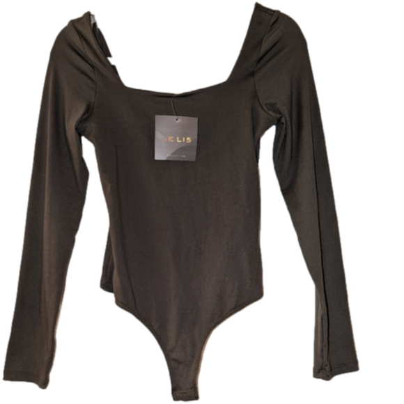 Le Lis Tops - NWT Le Lis Collection long sleeve bodysuit! Size Small